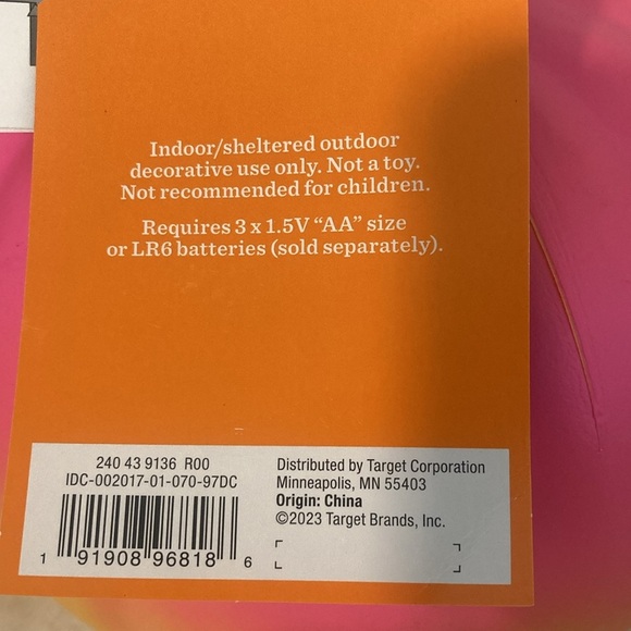 Target Hyde and Eek 2023 Halloween Lit Pumpkin - Picture 7 of 12